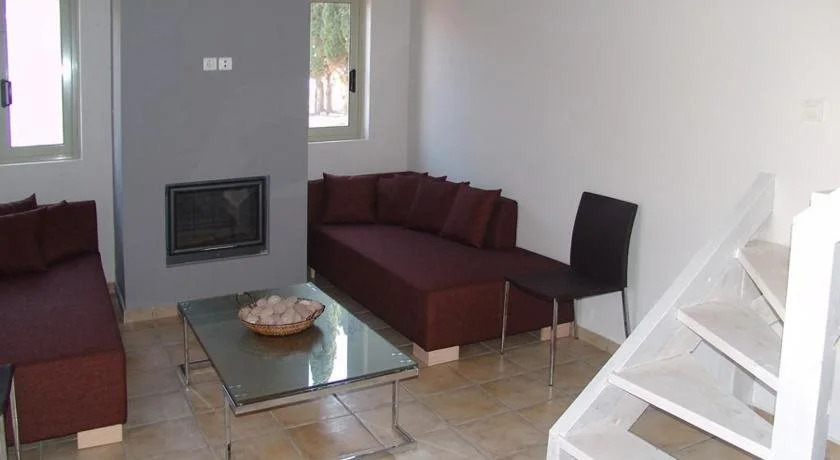 Enalia Gi