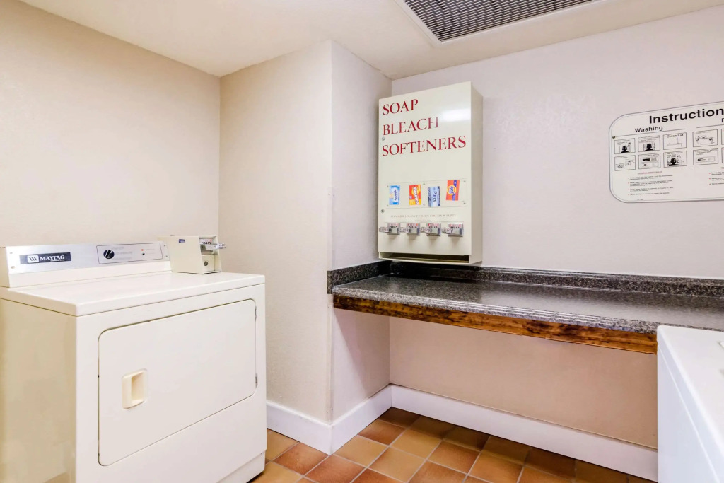 Quality Inn & Suites Carthage near Precious Moments Chapel