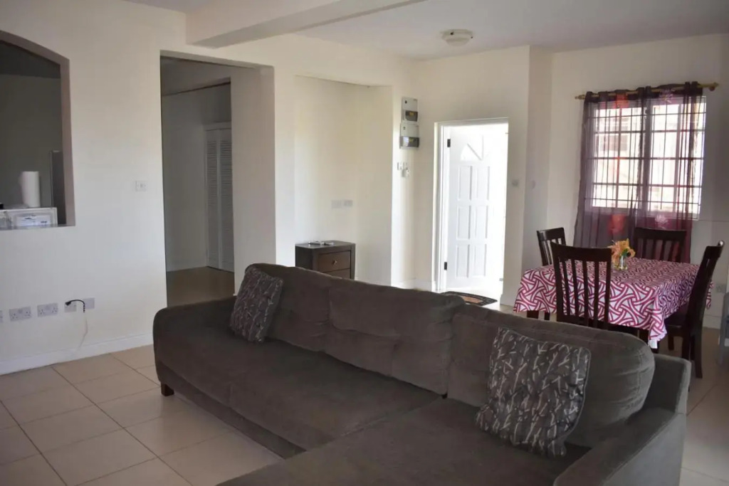 Oland - 2 Bedroom apartment with Marina view