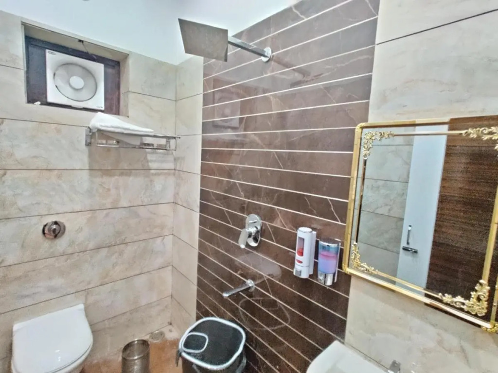 GUNTAS RESIDENCY