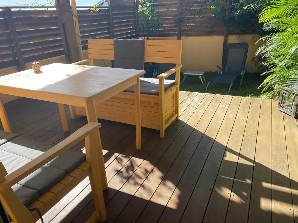 DOMENJOD T1 avec terrasse et jardinet