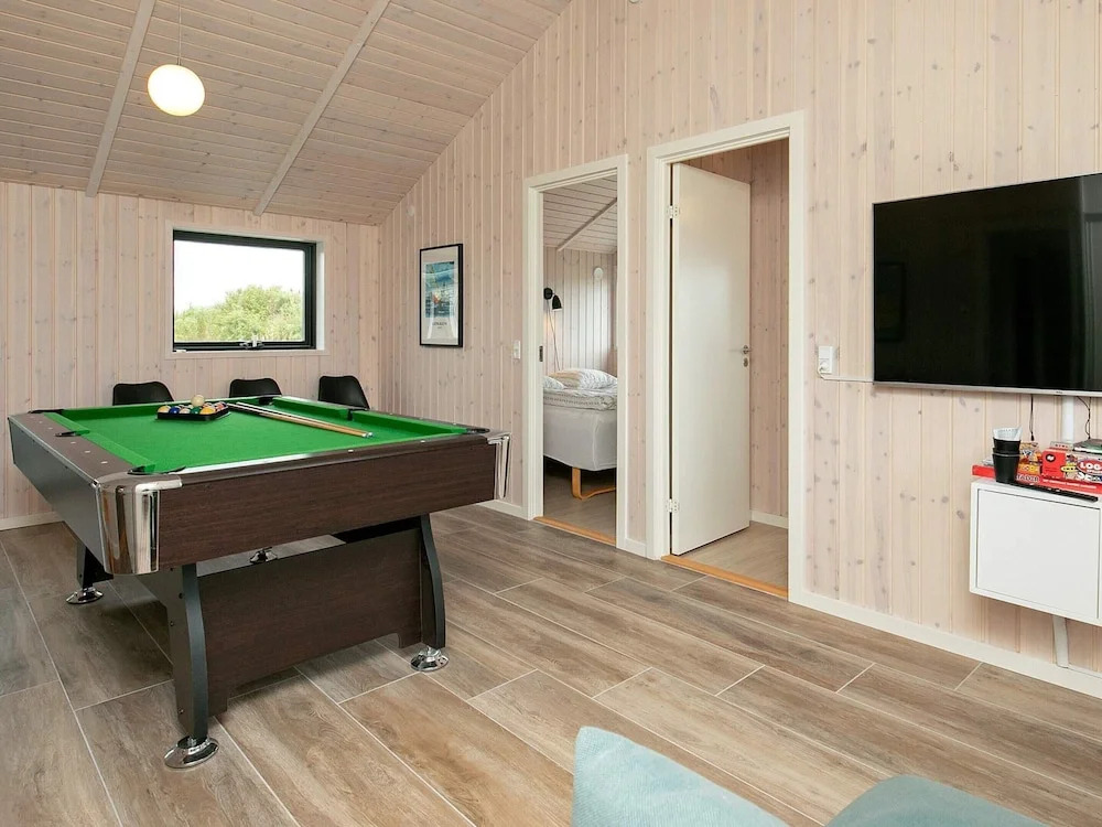 10 Person Holiday Home in Lokken-by Traum