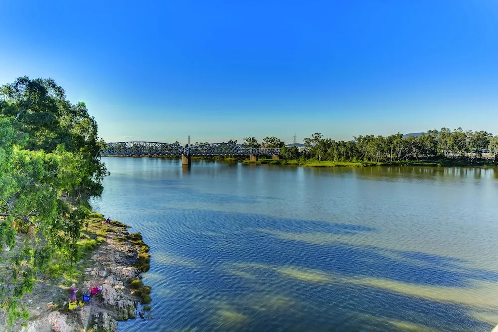 Rockhampton Riverside Central Hotel Official