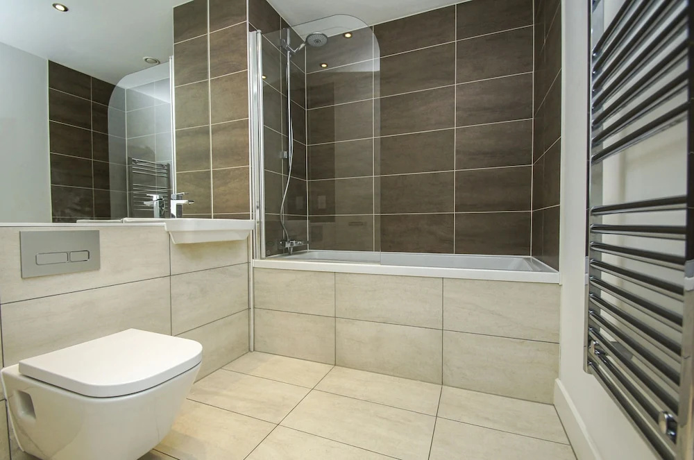 Orion Marina Sea View Parking by Brighton Holiday Lets