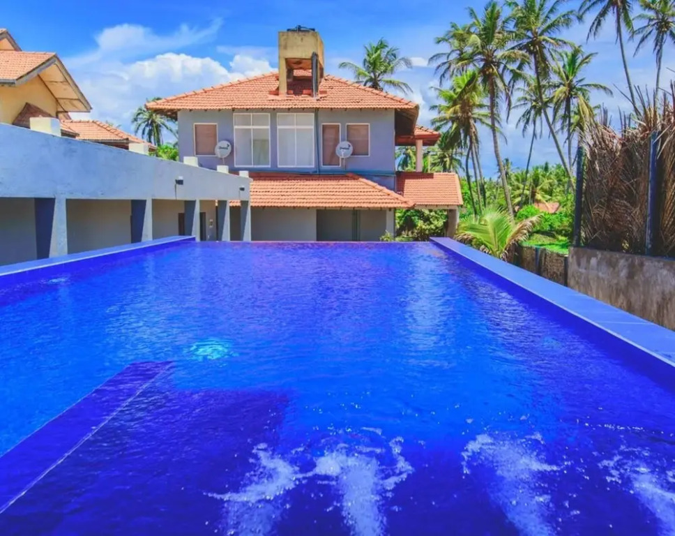 Una J villa