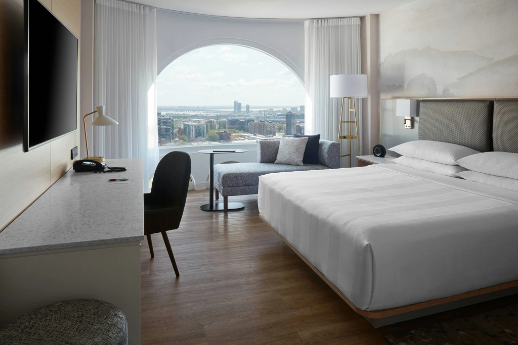 Montreal Marriott Chateau Champlain