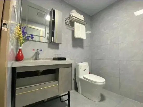 Small Forest House Hotel (Suizhou Wanda Plaza Branch)