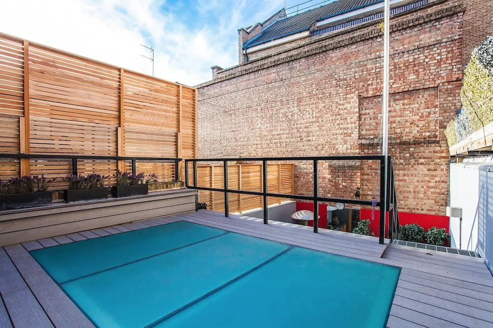 Stunning Central 3 Bed House in Amazing Location