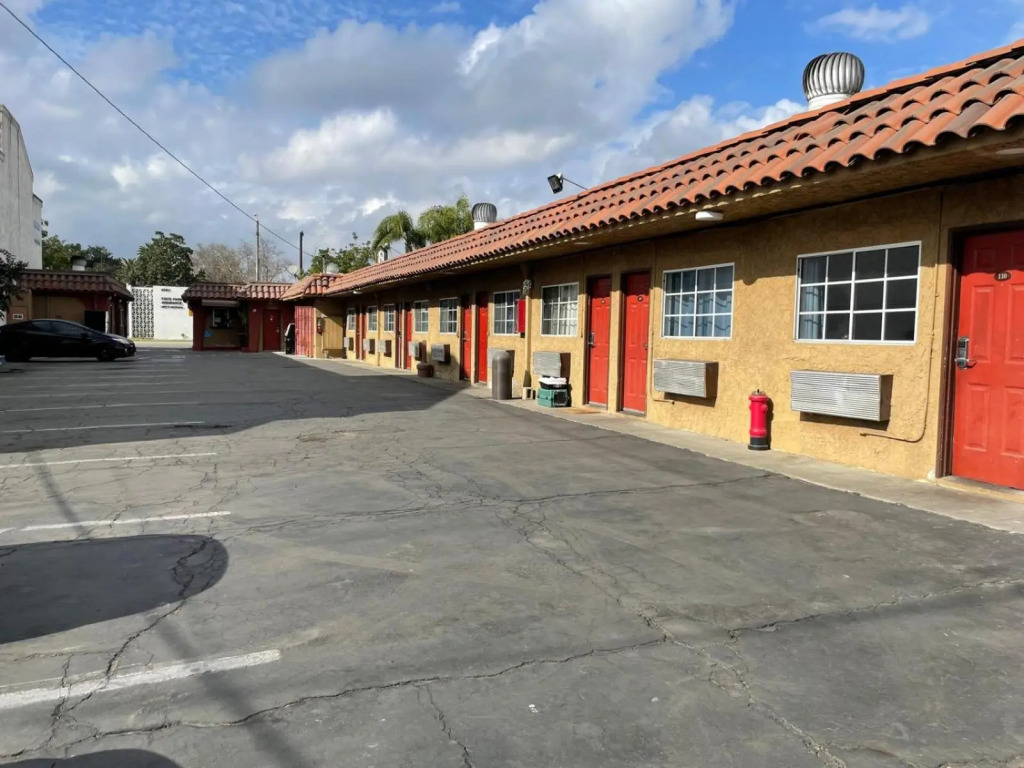 Мотель Лонг-Бич Carlton Motel Long Beach