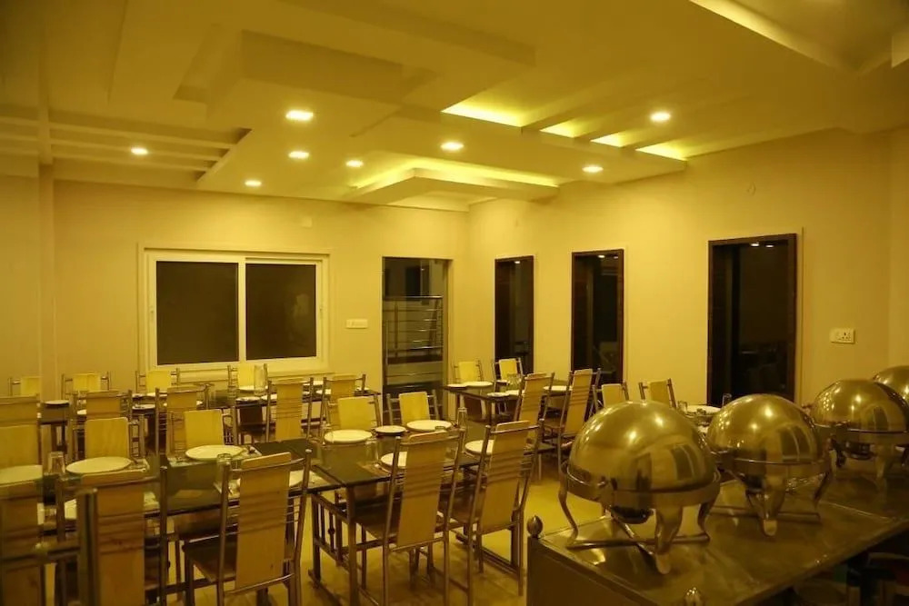 Oriental Grand