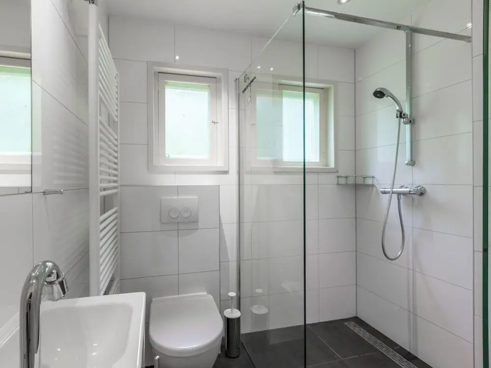 Attractive Holiday Home in Vrouwenpolder With Fenced Garden