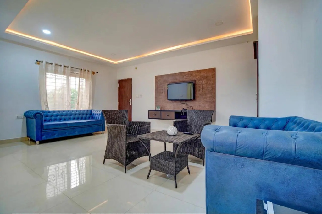 Krishna's Landmark Business Hotel