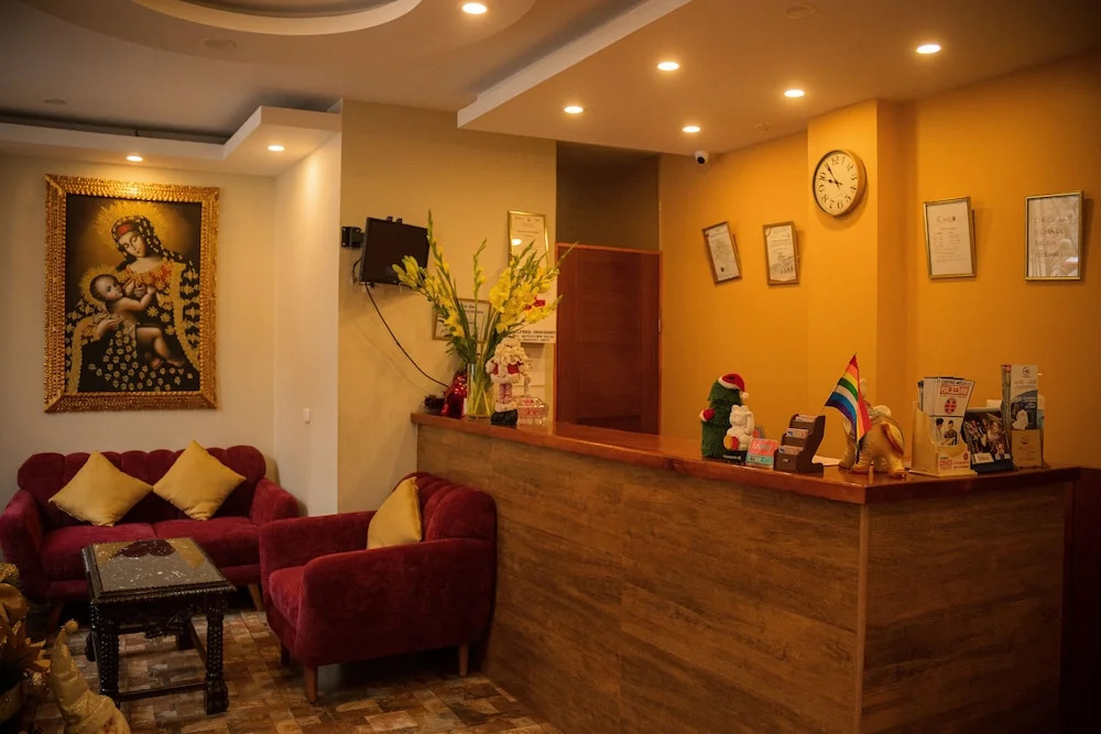 Cusi Hotel