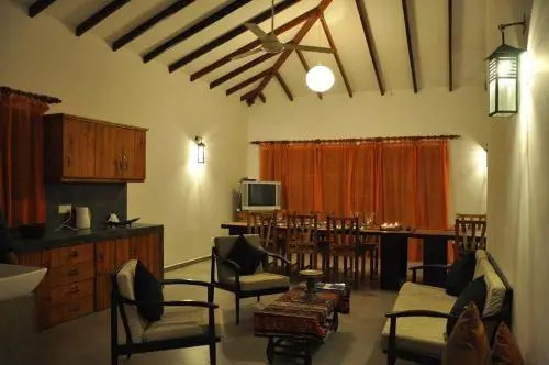 Tissakumbura Villa