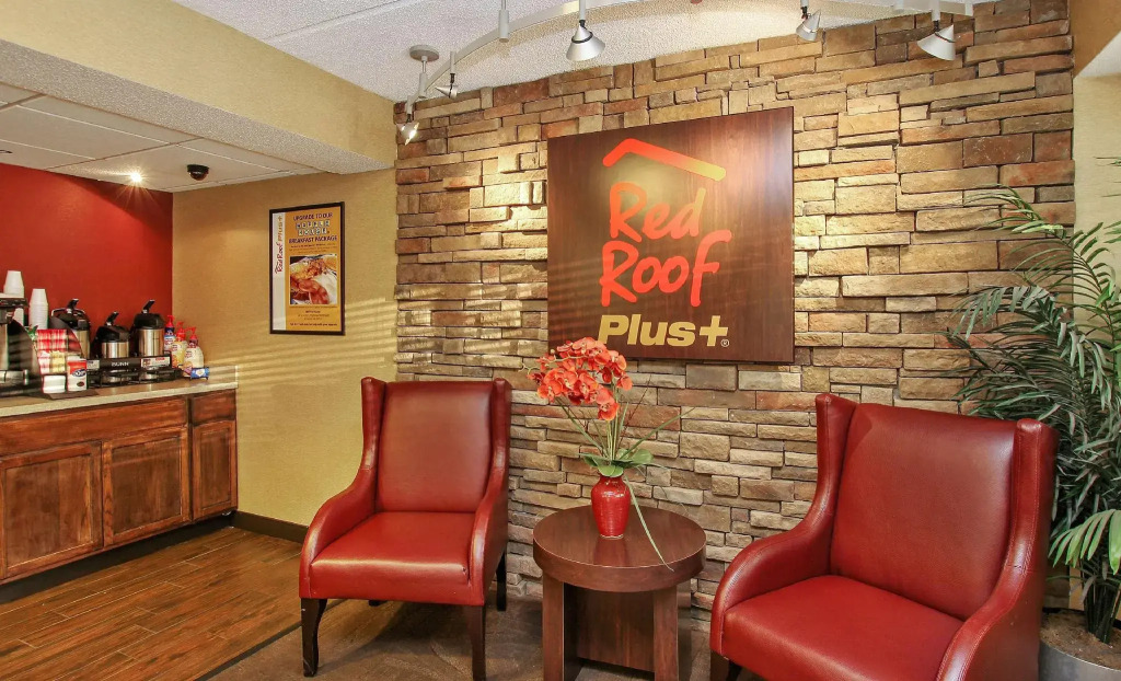Red Roof Inn PLUS+ Atlanta - Buckhead