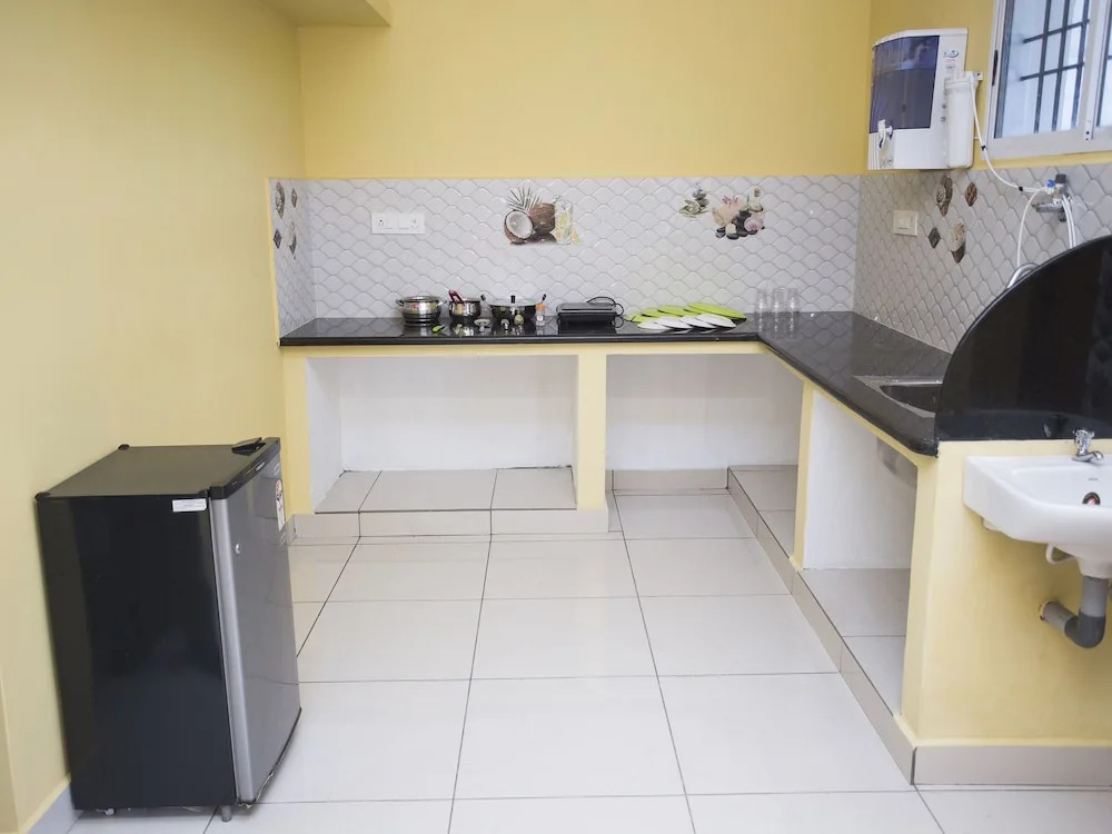 OYO 13058 Home Grand 3BHK ECR