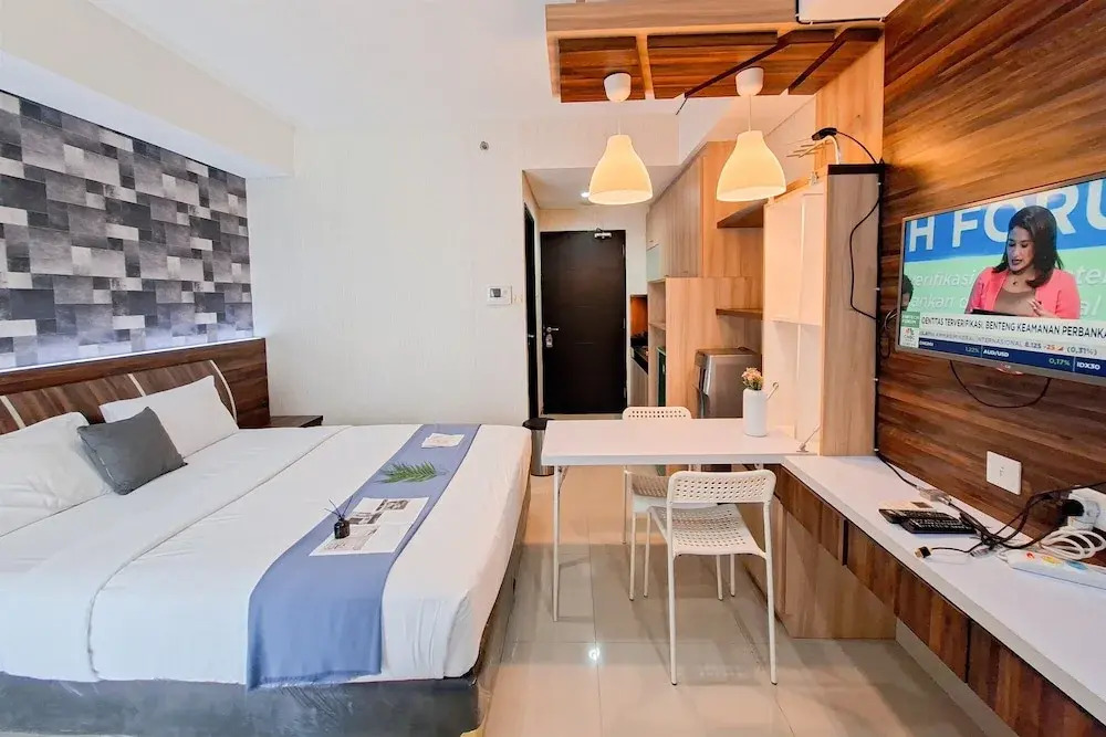 Studio Near Summarecon Mall Serpong At Paramount Skyline Apartment