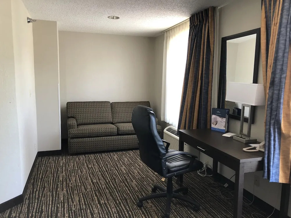 Baymont Inn & Suites Washington