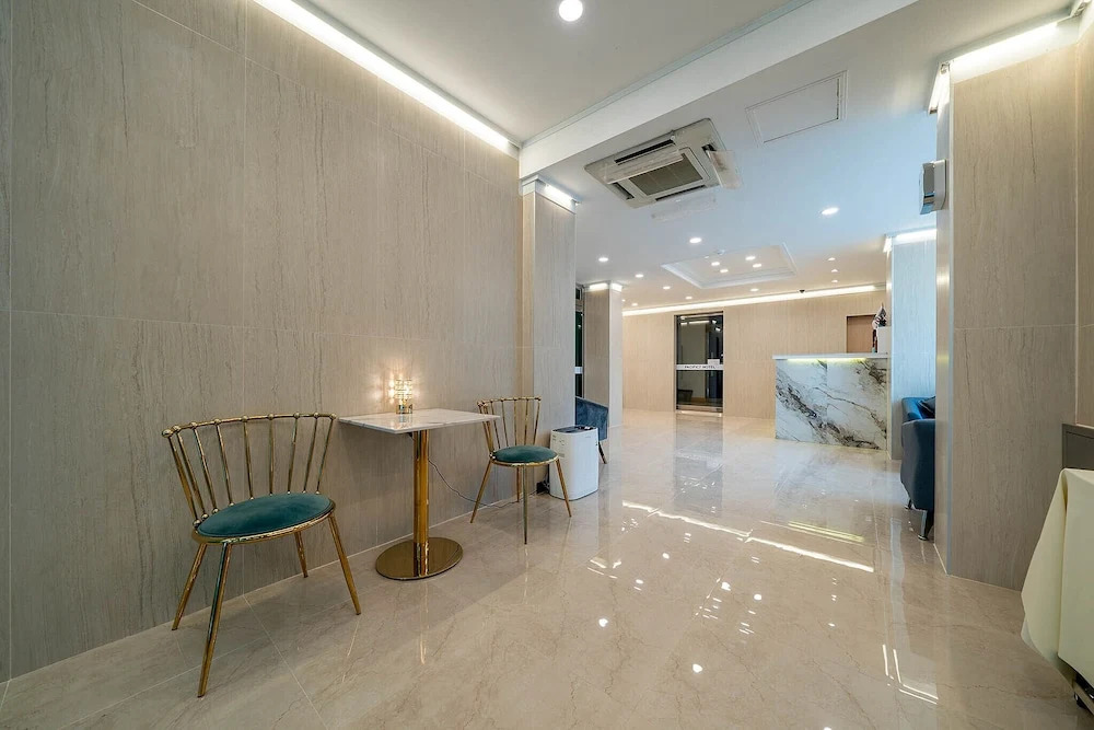 Pacific7 Hotel