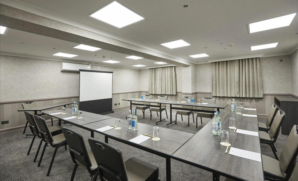 DoubleTree by Hilton Bristol North