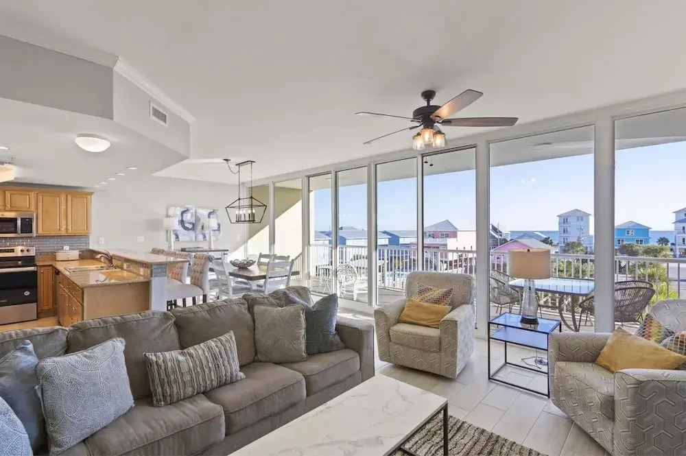 Sanibel 305