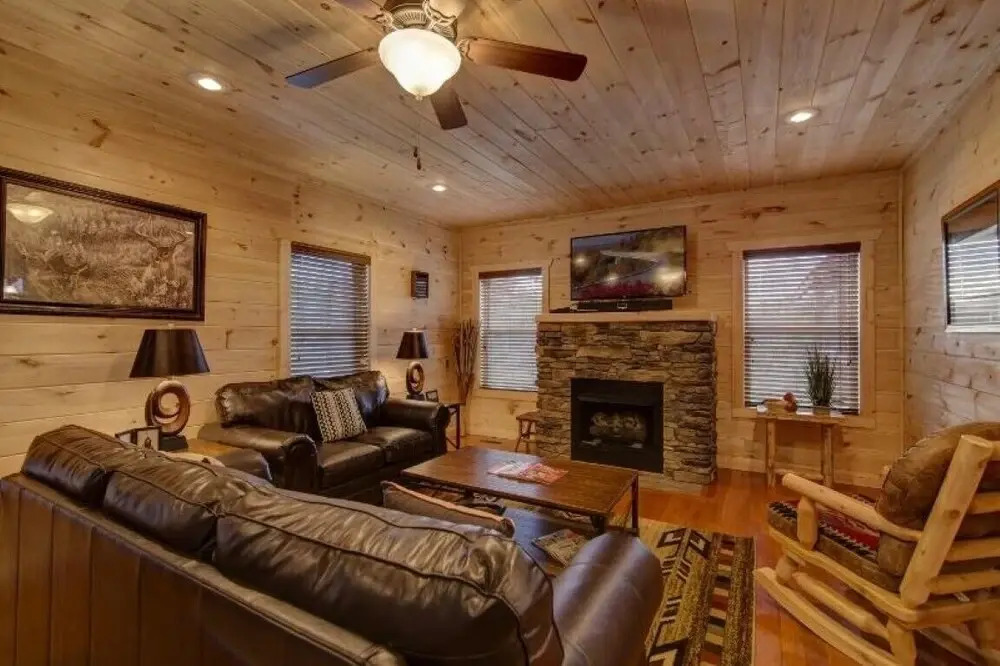 Grand Cherokee Lodge 5 Bedrooms 5 Bathrooms Home