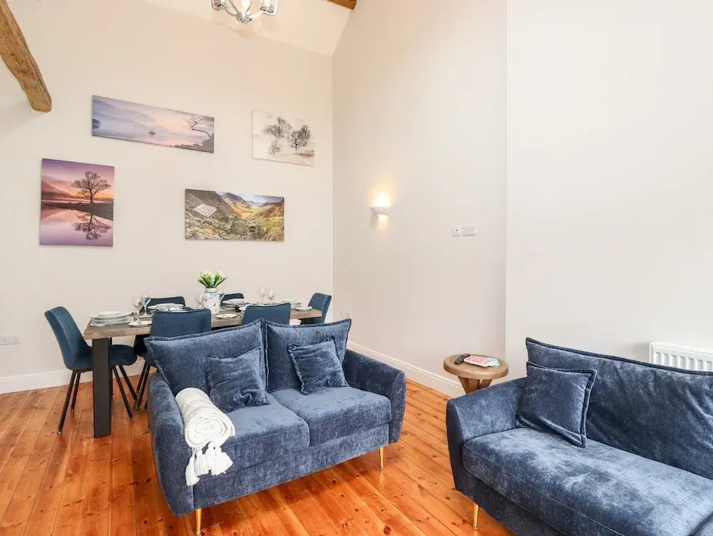 Adas Hideaway