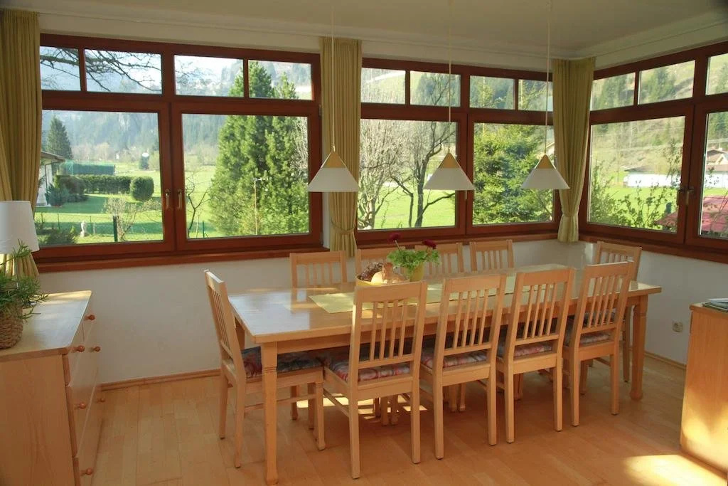 Villa Schnuck ــ Chalet mit Sauna in Bad Gastein