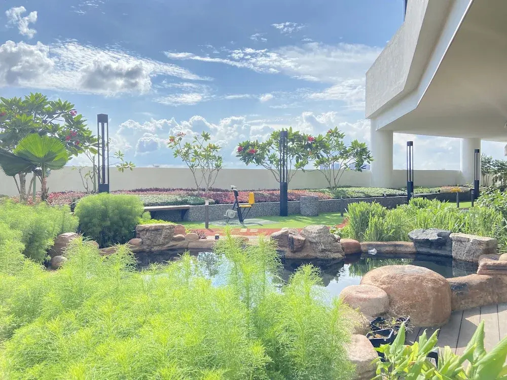 Space Residency by Avery with Cityview at JBCC #Free Parking #Walk 100m to KSL #Infinity Pool #中英文房东