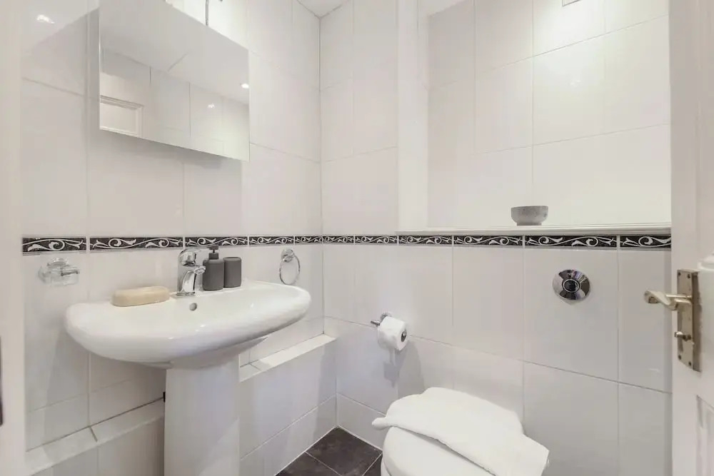 Hertford Flat 5