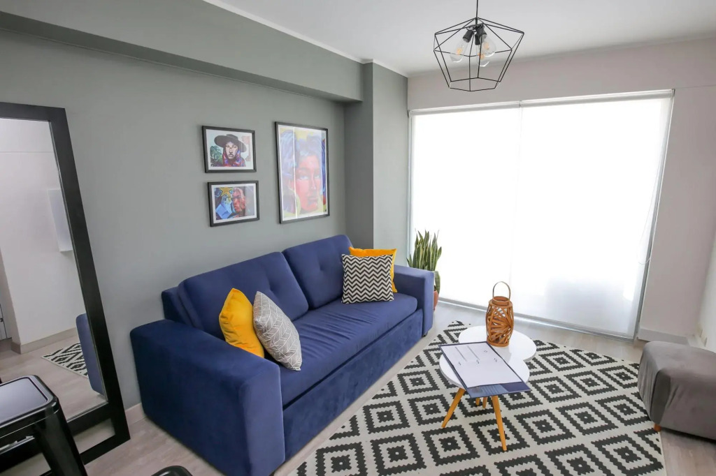 Trendy Host Stelar Miraflores