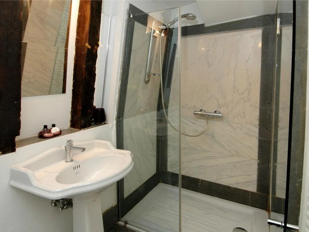 Gregoire Apartment