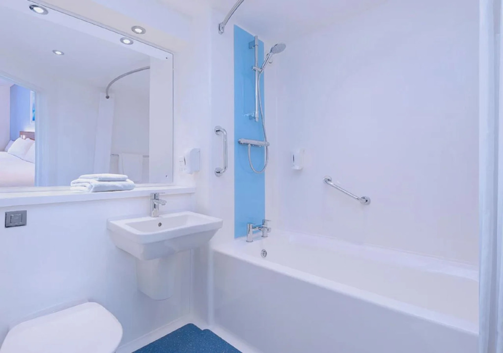 Travelodge London Raynes Park