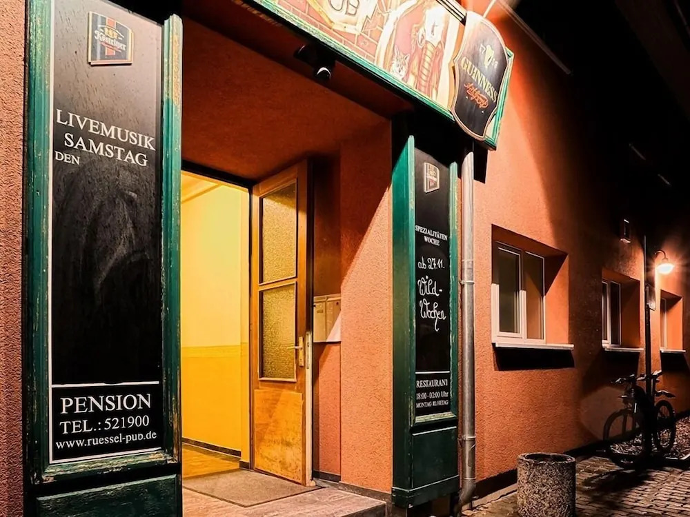 Restaurant & Pension Rüssel - Pub