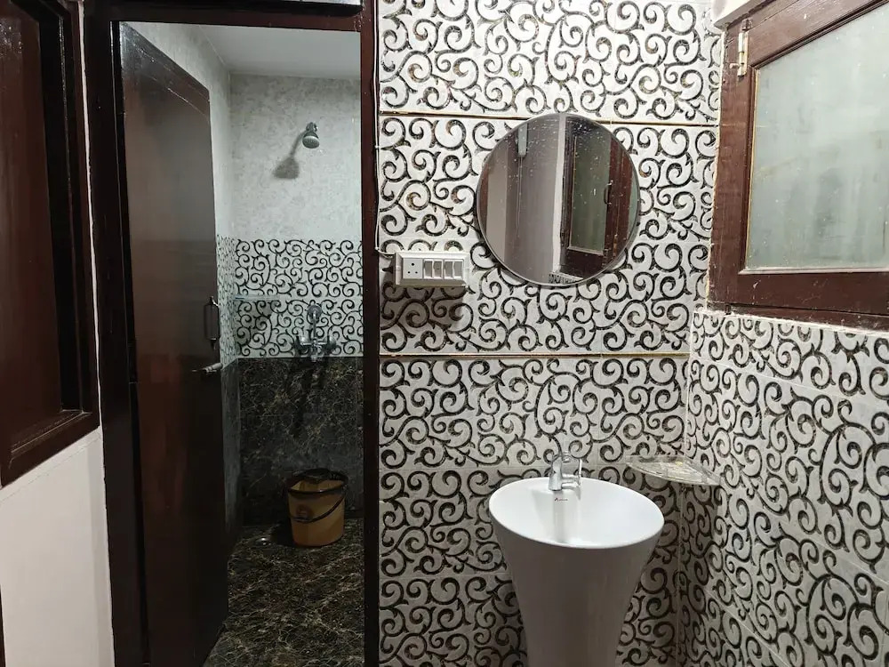 Siddhivinayak Temple Guest House