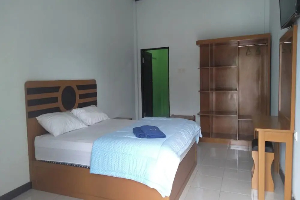 Hotel O Azwa Gh Katingan Near Lapangan Sepak Bola Pegatan Hilir