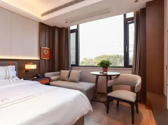 Yixuan Youju Hotel (Jingzhou Development Zone Olympic Sports Center Branch)