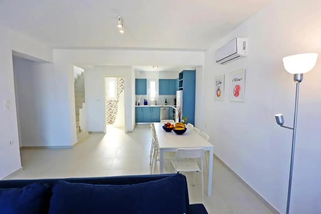 Xenos Villa 7 with a Private pool near the sea