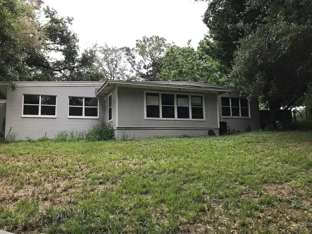 Modern Family Retreat Near Orlando Attractions