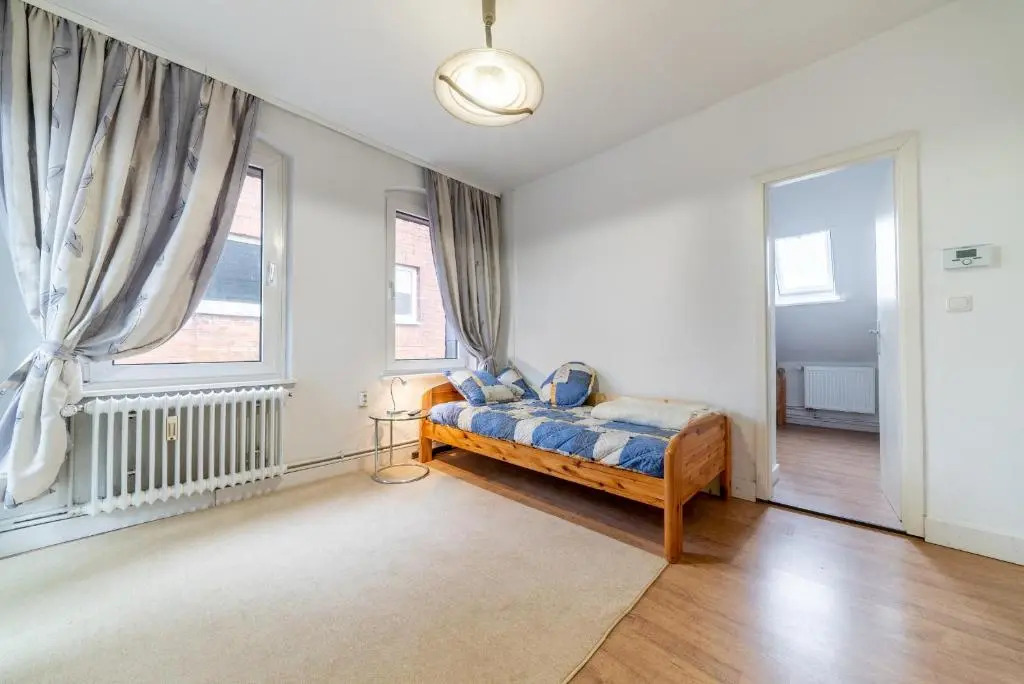 Id 6956 - Private Apartment