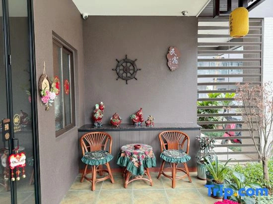 Banshan Fengshuoju Palace Villa B&B (Yangshuo Ubud Xiaoyuan Branch)