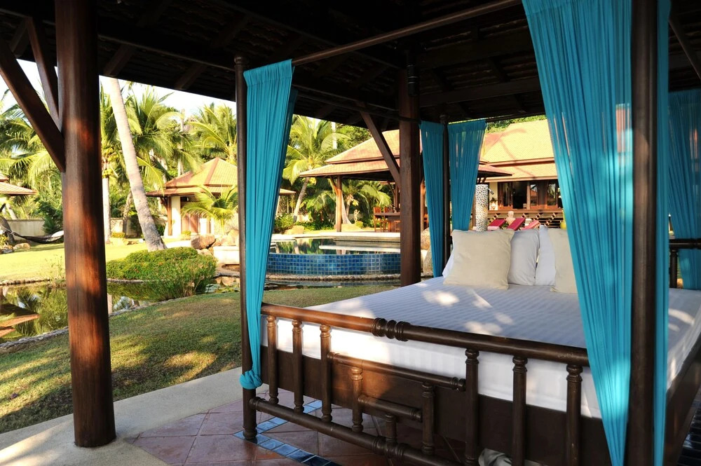 All Inclusive 4 Bedroom Beach Front