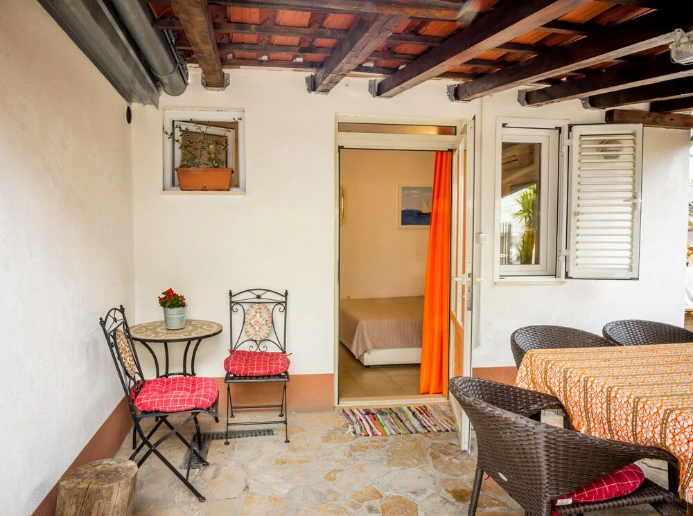 Charming 5-bed House in Split