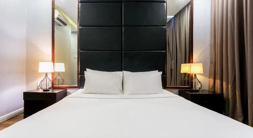 HANZ Friday City View Hotel