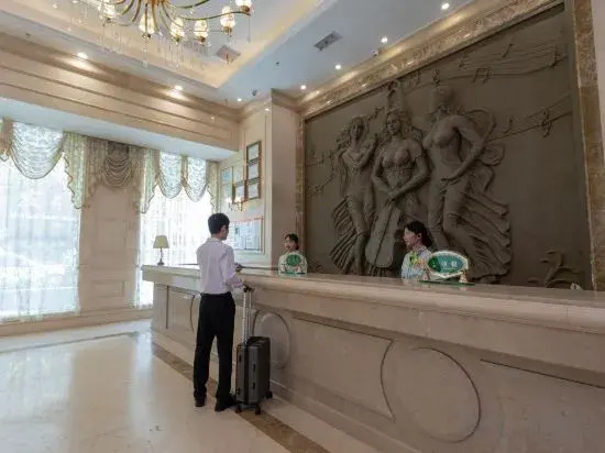 Vienna International Hotel (Fangchenggang Sunny Coast)