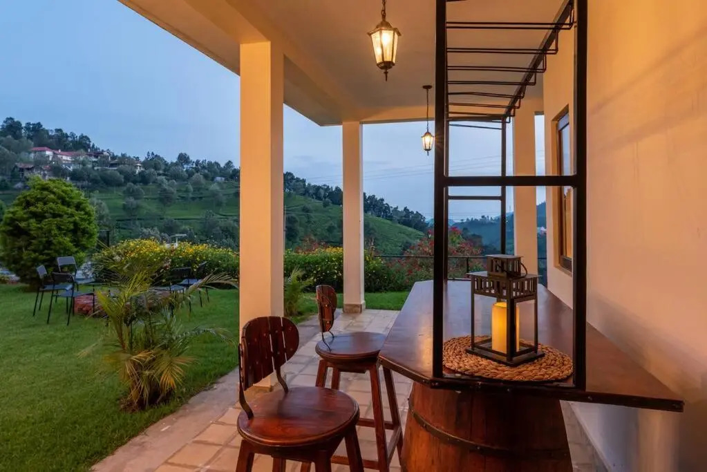 Claire 1br luxurious room overlooking plantation