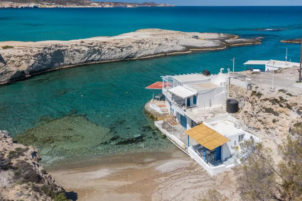 Almera Sea View Boat House