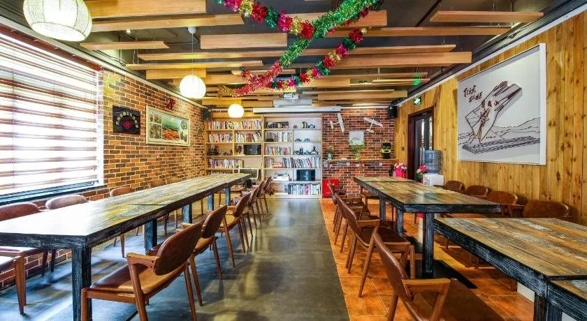 Maker Hotel