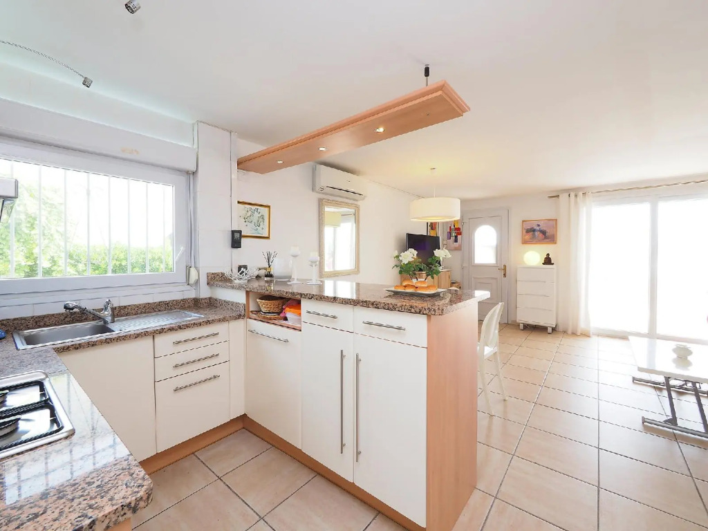 Salins I - Three Bedroom No.2