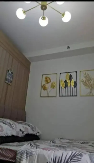 MOA Shore 2 1BR with Balcony WiFi Netflix Pool 4Pax